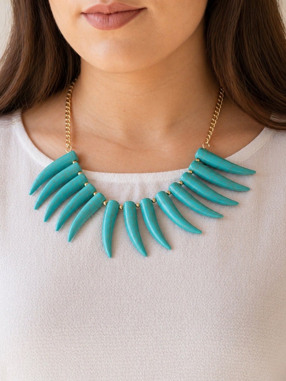 Turquoise Spike Pendant Necklace with Gold Chain - Women Jewelry🩵
